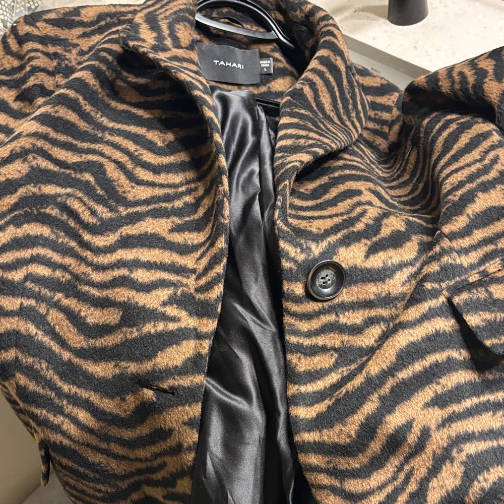 Tahari Black and Tan Wool-Blend Coat